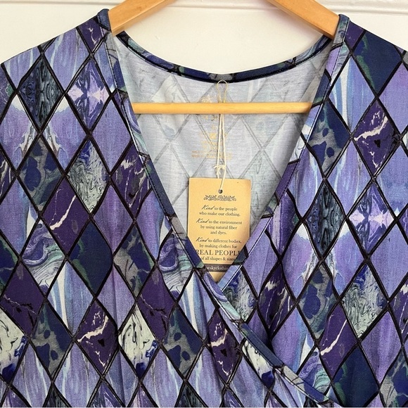 BLUE SKY Bamboo cross over neckline,purple blue diamond print blouse LARGE NWT - Picture 10 of 13